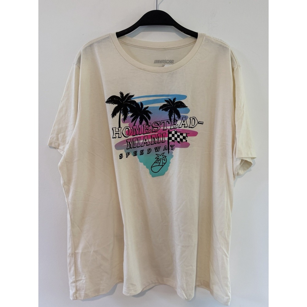 NASCAR Miami Homestead Speedway Women Cropped Tshirt Cream 2XL HOM9LT00906